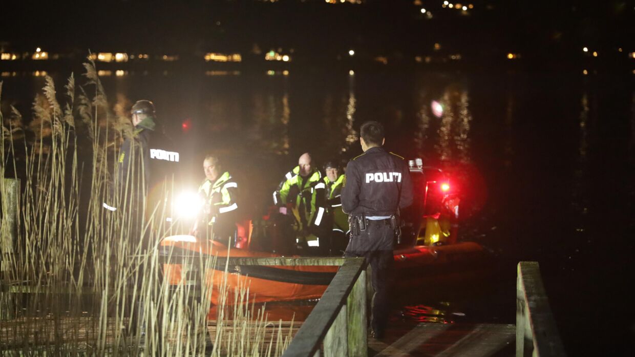 Politiet leder efter Jørgen ved Strandparken i Skanderborg. Foto: Presse-fotos.dk 