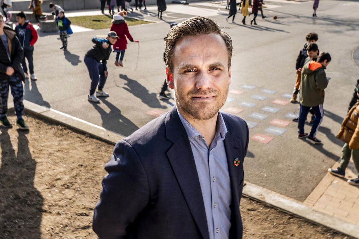 Marco Damgaard er skoleleder på Tingbjerg Skole, hvor 80 procent af eleverne er tosprogede.