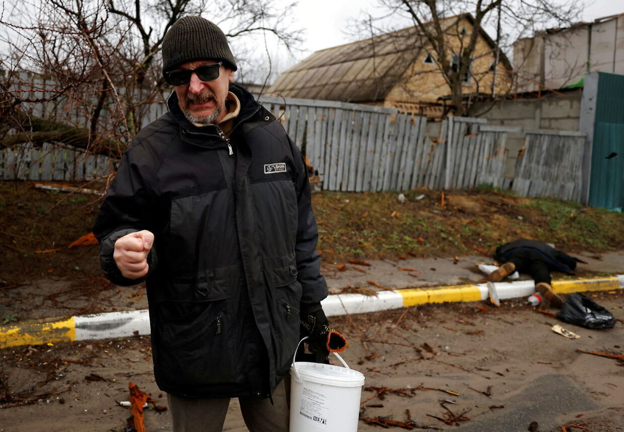 Her ses 66-årige Vasily, der bor i Butja, der er forstad til Ukraines hovedstad Kyiv. 