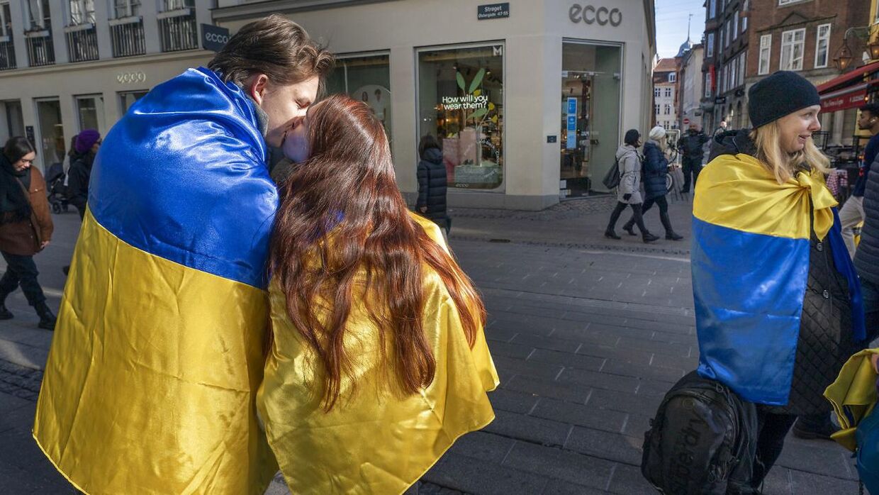 Demonstration foran Ecco på Strøget. Ukrainere demonstrerer imod Eccos fortsatte engagement&nbsp; i Rusland.