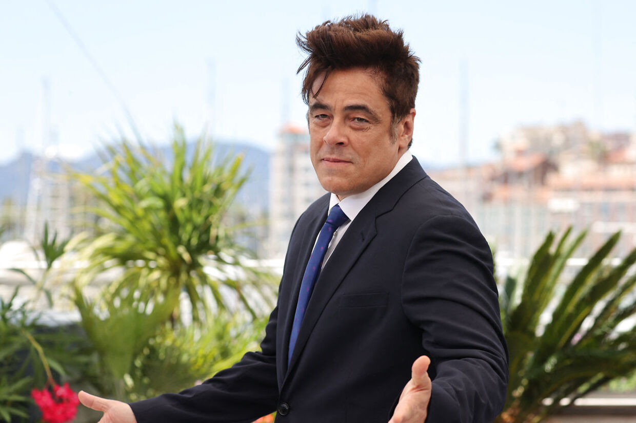 Den amerikanske skuespiller Benicio del Toro havde ikke selv lige så travlt med at afvise rygtet om, at han og Scarlett Johansson skulle have knaldet i en elevator.