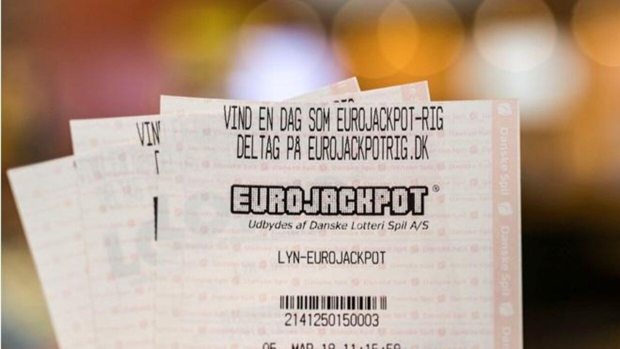 Eurojackpot er et fælleseuropæisk lottospil, der spilles i Finland, Slovenien, Holland, Estland, Tyskland, Italien, Spanien, Norge, Sverige, Island, Letland, Litauen, Kroatien, Ungarn, Tjekkiet, Slovakiet og Danmark.