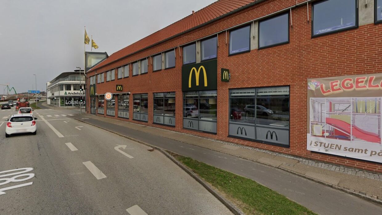 Det grove overfald skete ved McDonald's i Randers.
