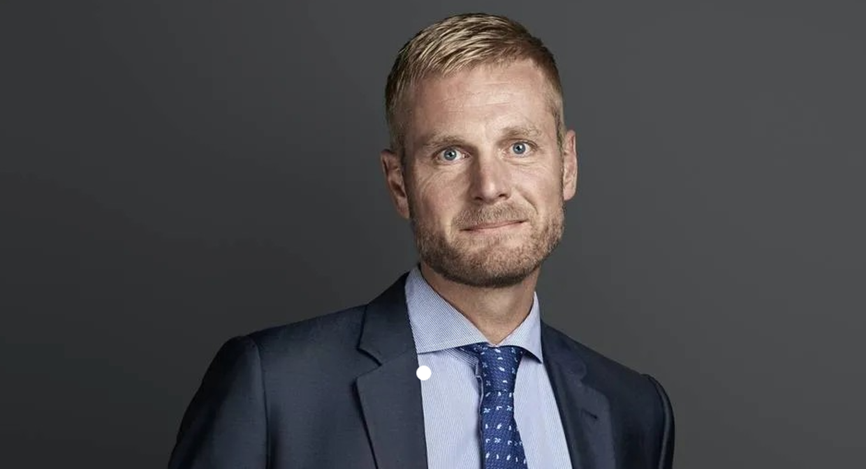 Tidligere direktør i Spar Nord Ole Madsen har erkendt bedrageri for 20 millioner kroner mod banken.