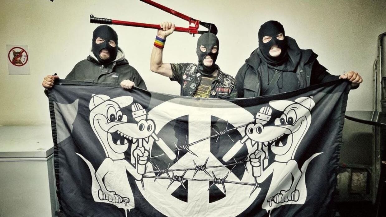 Moscow Death Brigade optræder altid bag masker.