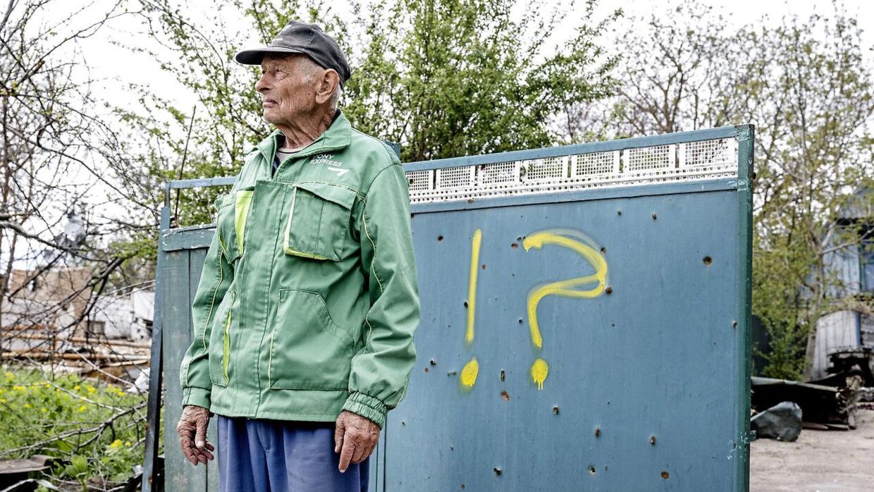 75-årige Victor oplevede den russiske invasion helt tæt på, da invasionshæren indtog og sønderbombede hans hjemby.