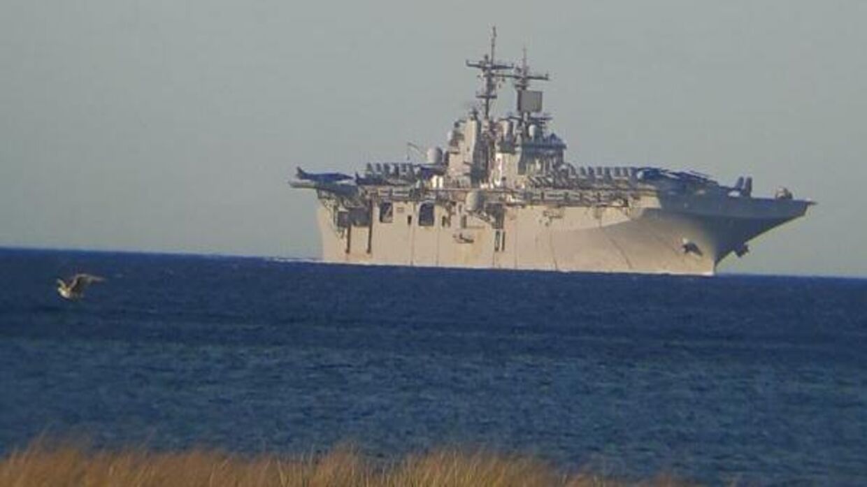 Amerikansk krigsskib spottet ude i Langelandsbæltet. Foto: Privat
