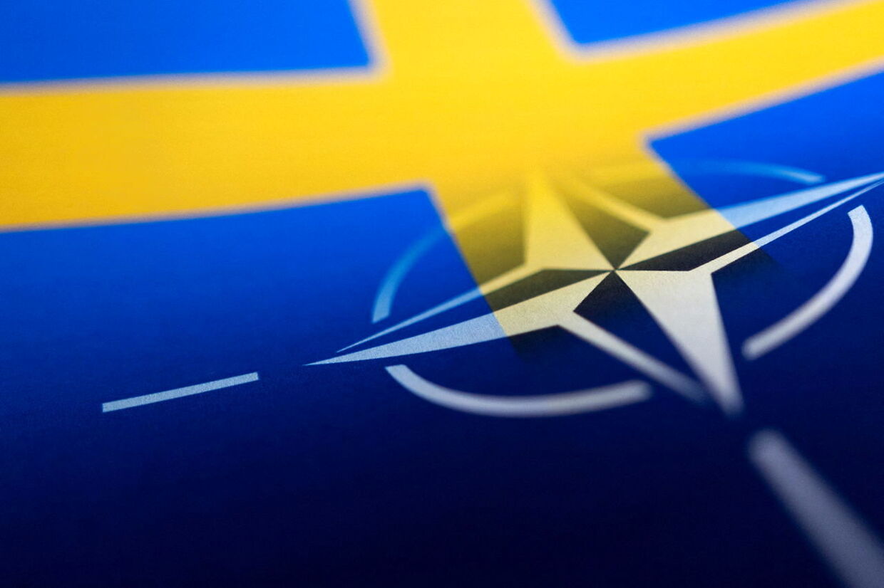 Der er begejstring i NATO-kredse over Sverige og Finlands kommende ansøgninger om medlemskab, men stor utilfrdshed i den svenske fredsbevægelse.