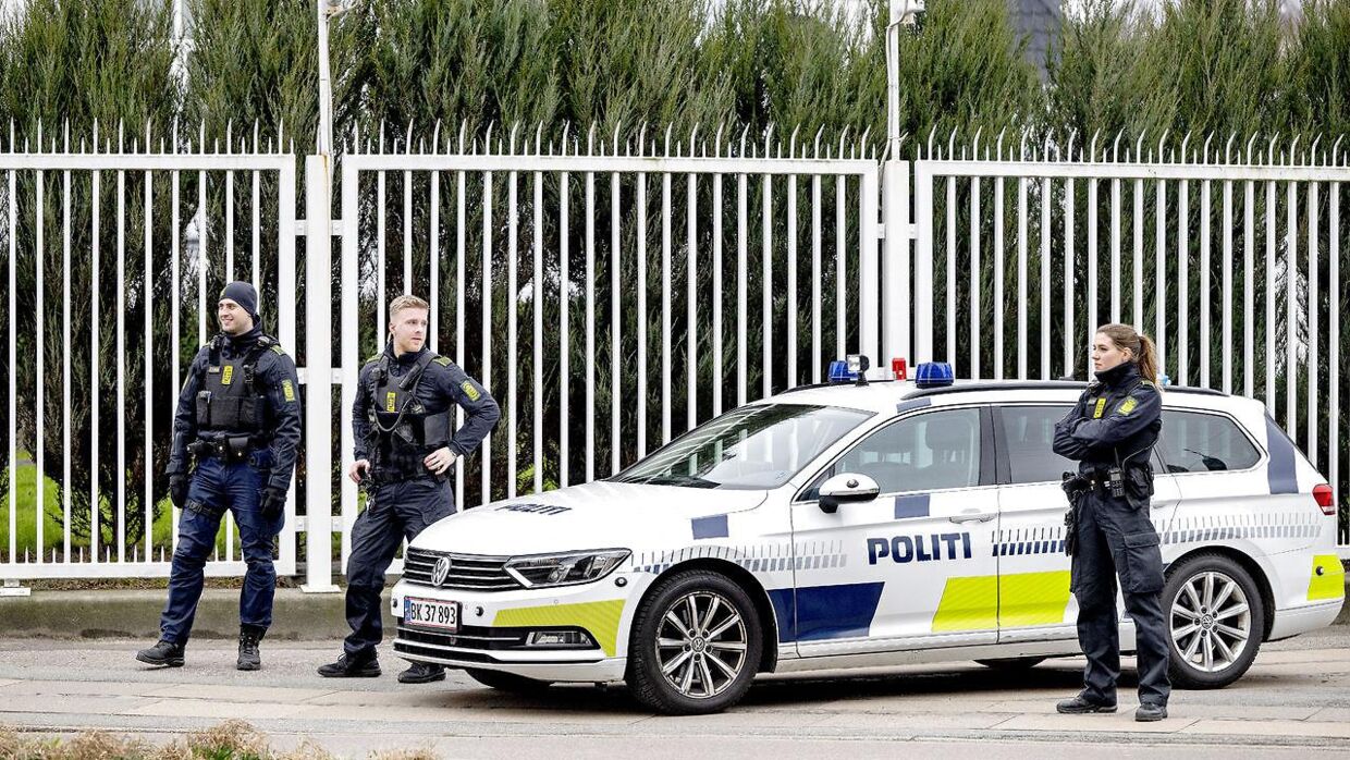 Politiet skal fortsat køre i den dieseldrevne Volkswagen Passat helt frem til 2030. Altså i alt i syv år.&nbsp;&nbsp;