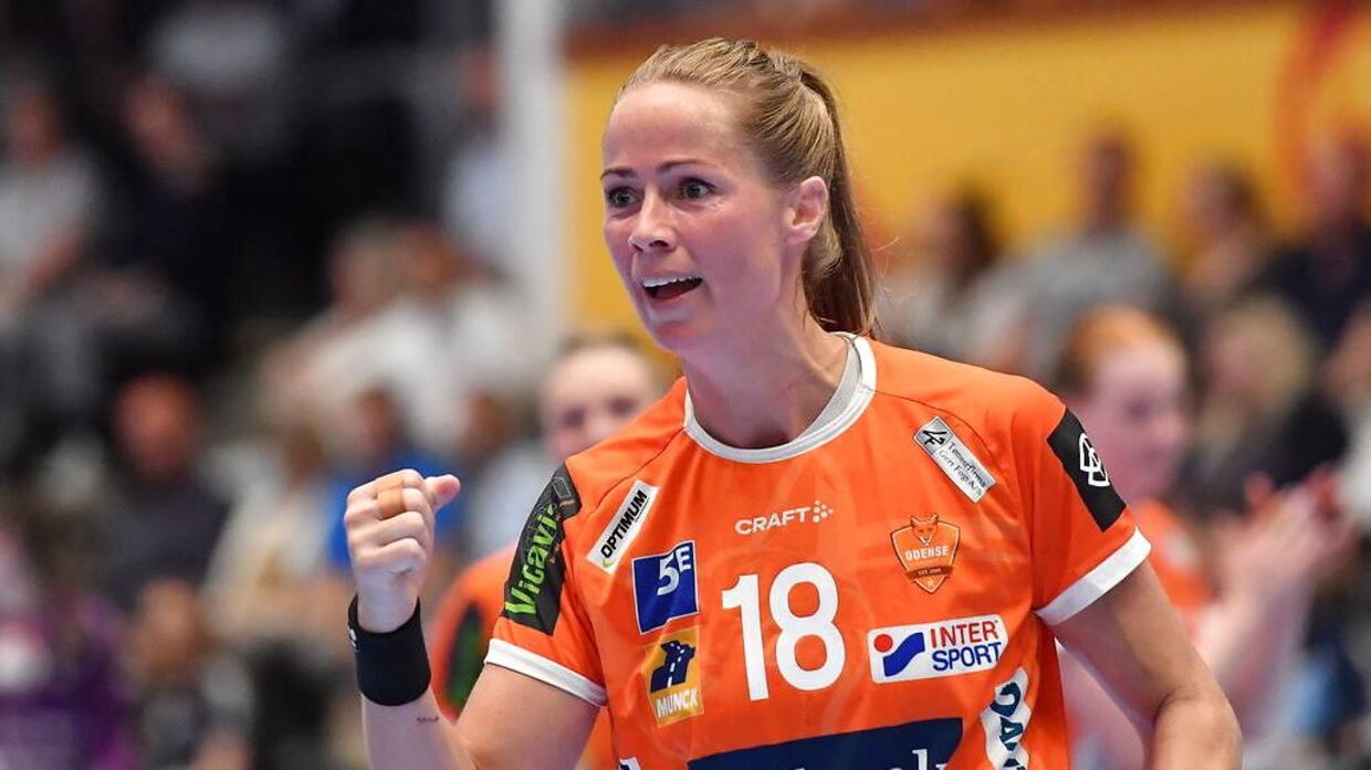 Kamilla Larsen stopper efter sæsonen og fortsætter som spilleragent.