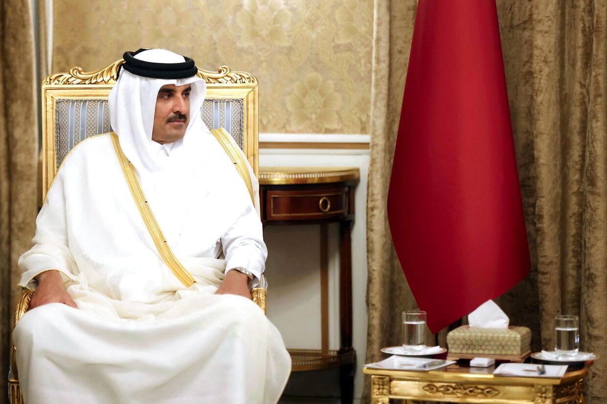 Qatars emir Sheikh Tamim bin Hamad al-Thani, der har svaret, at han ønsker, 'man respekterer vores kultur', efter den kritik, der er kommet i kølvandet på afsløringer om, at flere VM-hoteller i Qatar ikke vil indkvartere homoseksuelle.