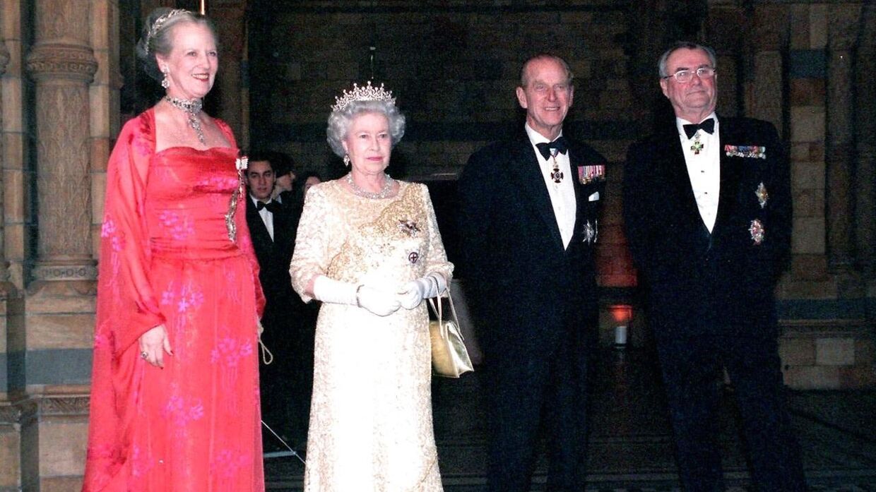 Dronning Elizabeth blev allerede regent i 1952 - 20 år før det var dronning Margrethes tur i Danmark.