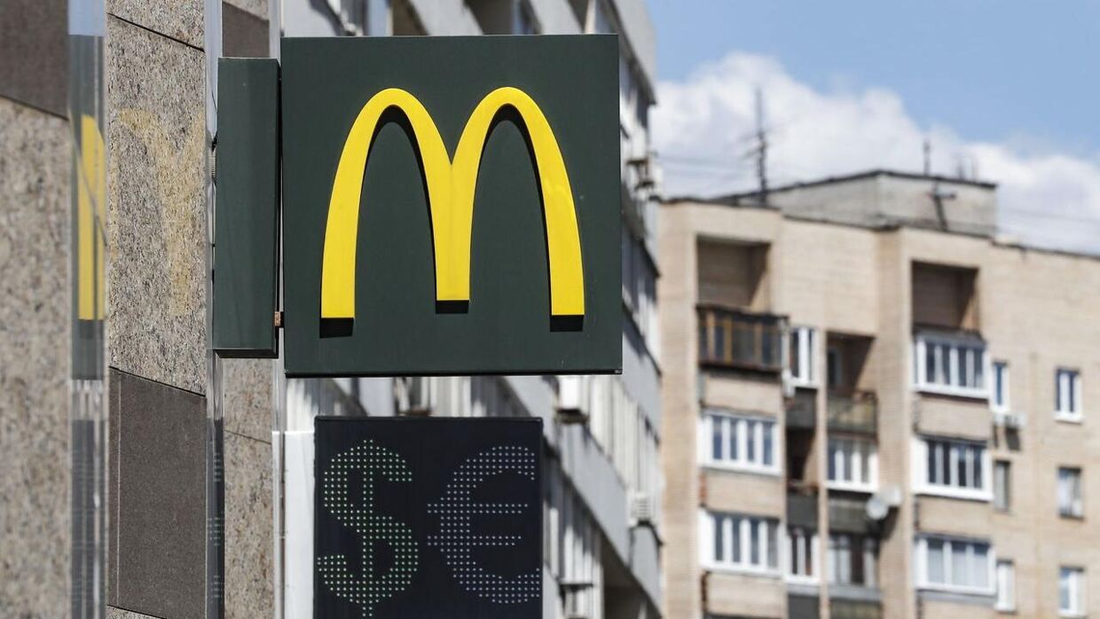 McDonald's åbnede sin første afdeling i Rusland i Moskva. Billede: EPA/YURI KOCHETKOV
