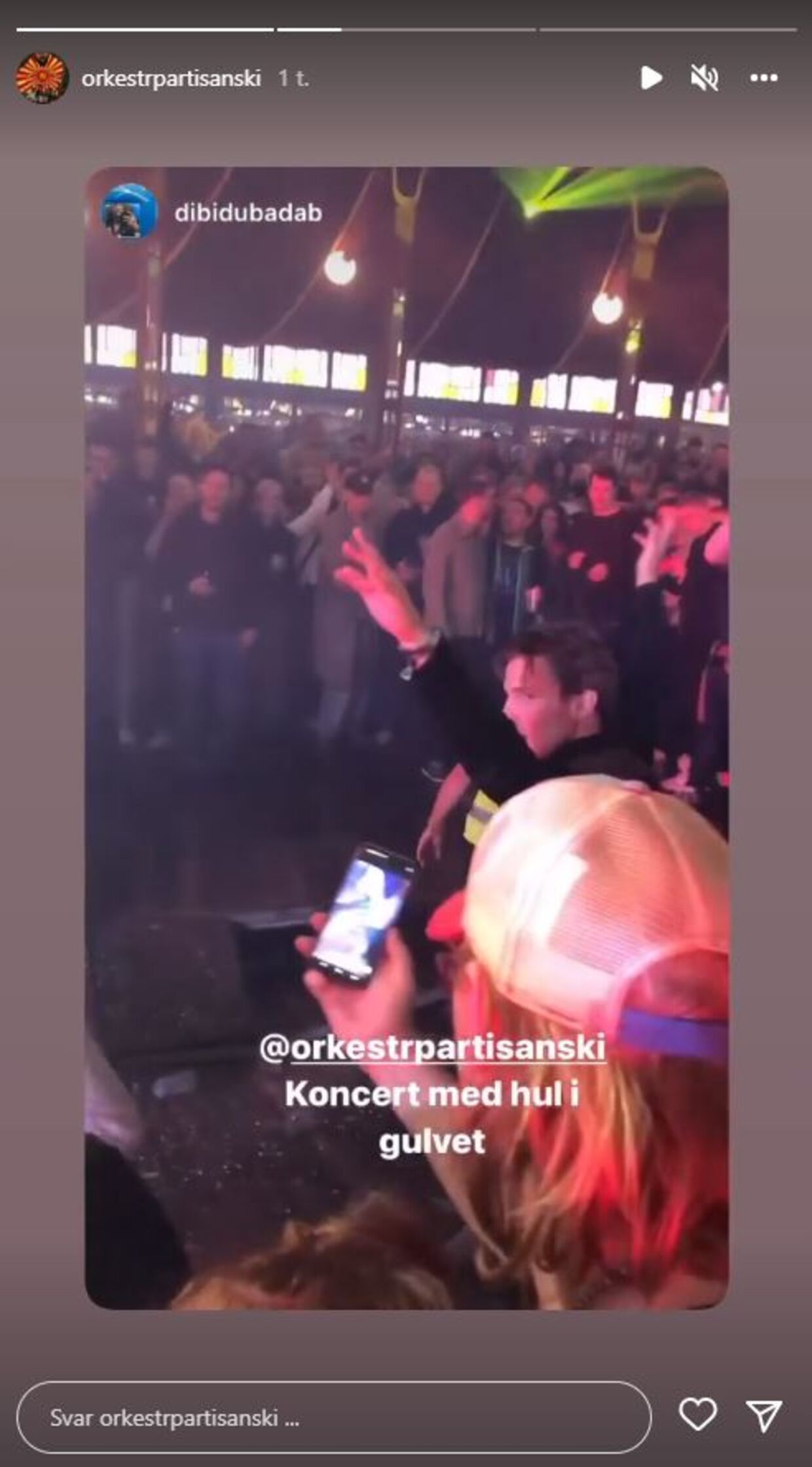 Orkest partisanski delte torsdag aften en video af det ødelagte dansegulv på deres Instagram-profil.