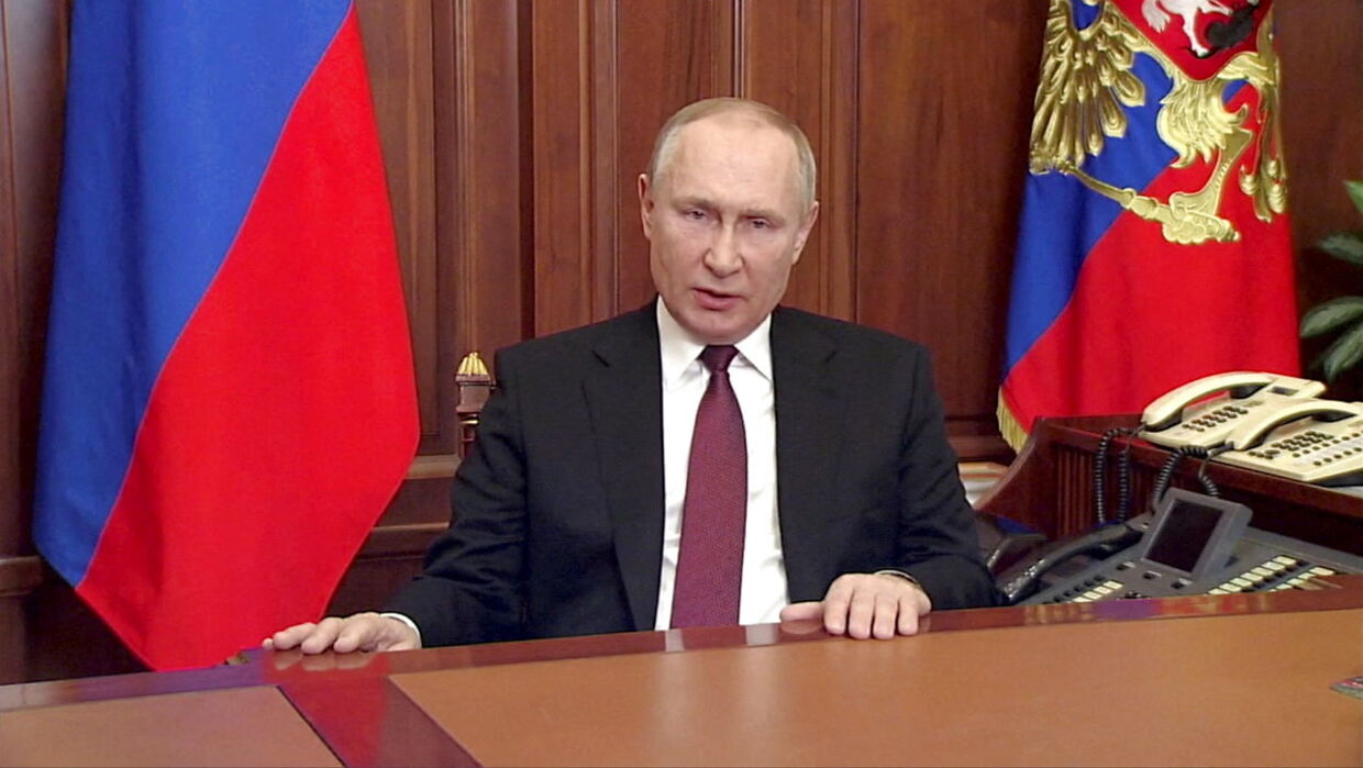 Arkivfoto fra den videotale, som Vladimir Putin holdt den 24. februar, hvor krigen i Ukraine blev en realitet. 
