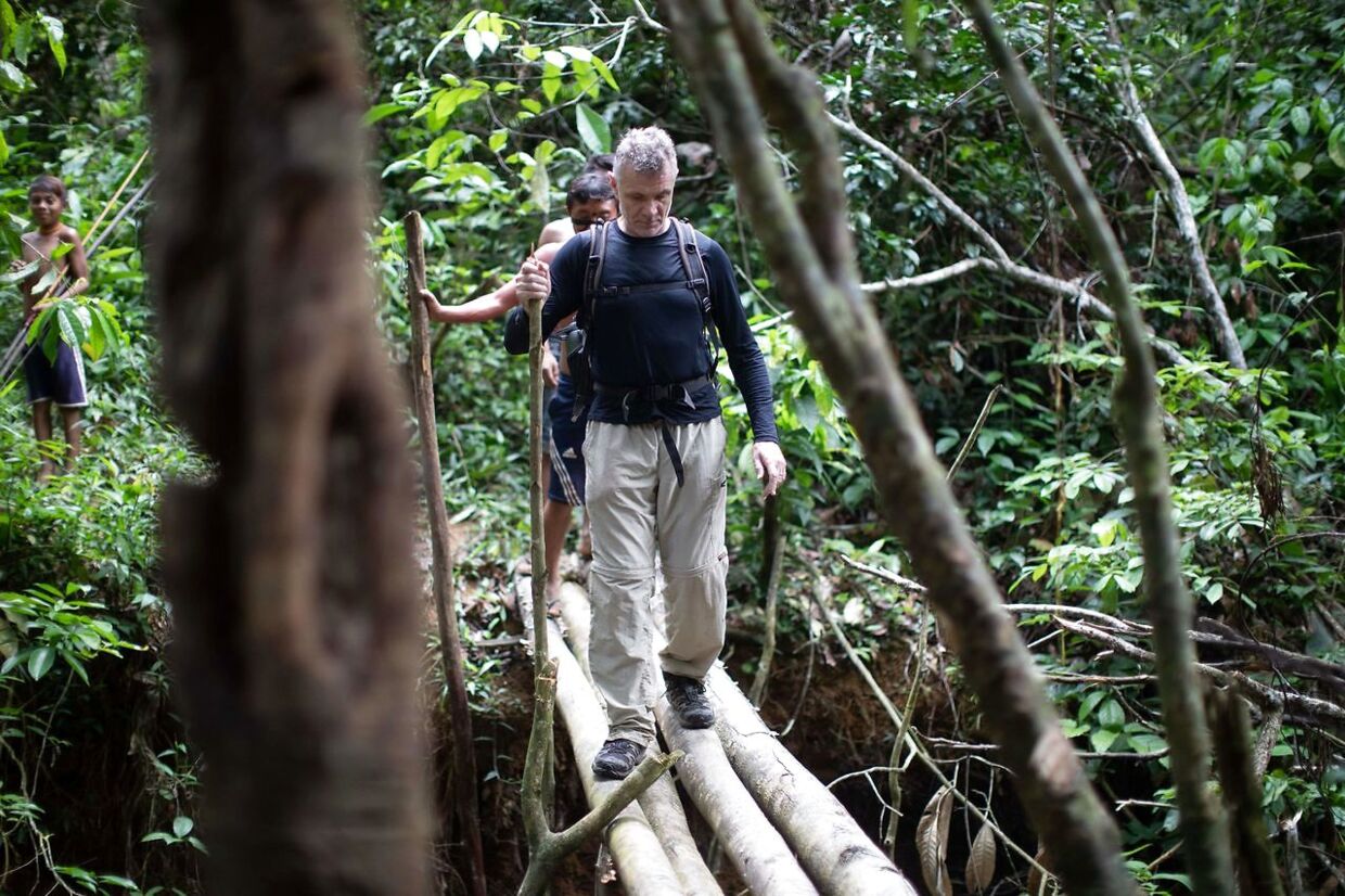 Dom Phillips på en af sine mange ture i den brasilianske regnskov.