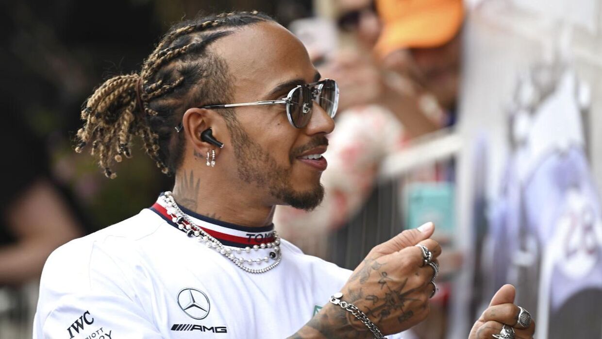 Lewis Hamilton bliver involveret i den kommende film om Formel 1 med Brad Pitt i en af hovedrollerne.