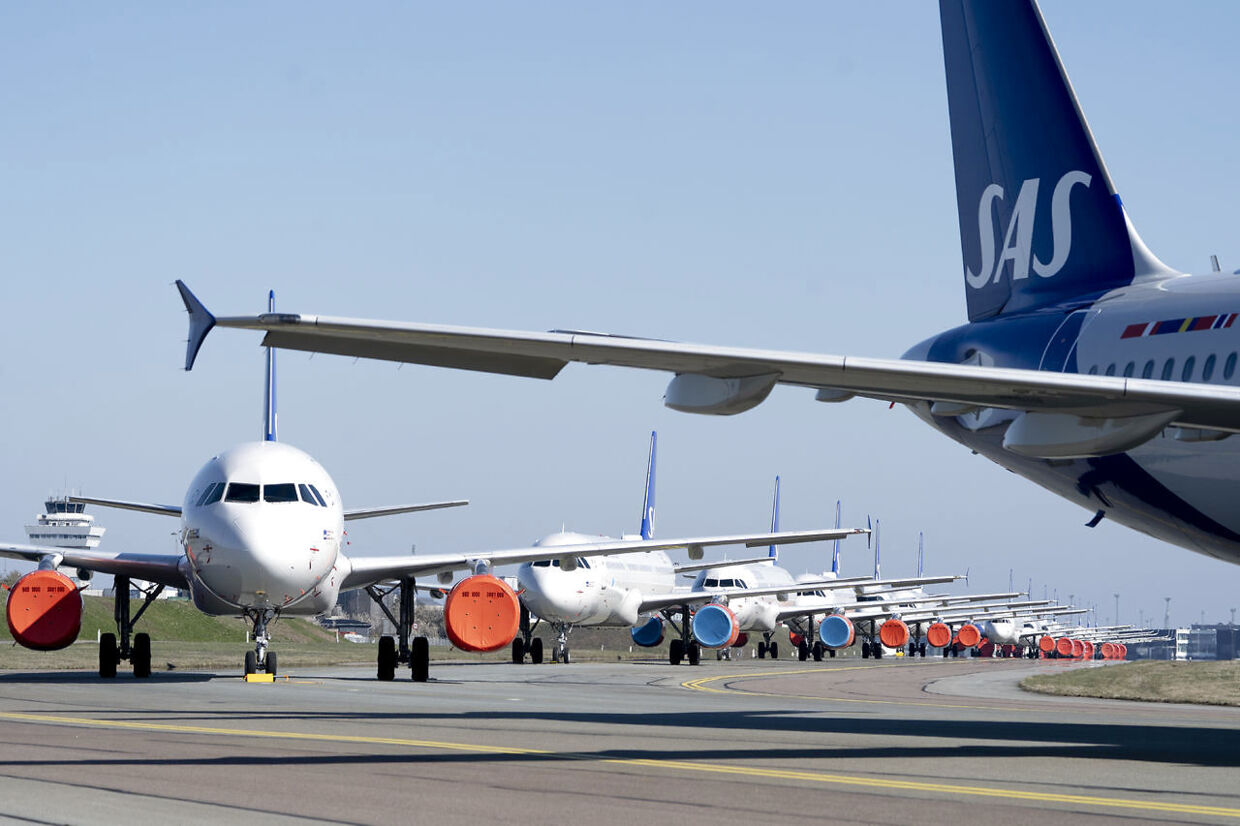 Onsdag 25. marts, 2020, blev pressen inviteret på rundtur i Københavns Lufthavn, hvor de mange SAS-fly holder parkerede, som konsekvens af Covid-19.