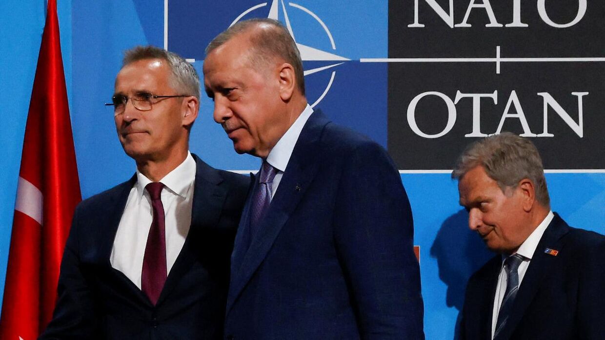 Finlands præsident, Sauli Niinistö, siger, at Tyrkiet nu støtter Finlands og Sveriges optagelse i Nato. Det skriver Reuters.