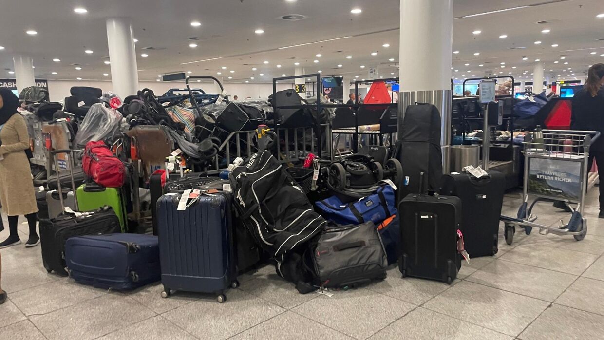 Kuffertkaos i Lufthavn fortsætter – Rikke sin kuffert på 9. døgn | BT Samfund - www.bt.dk