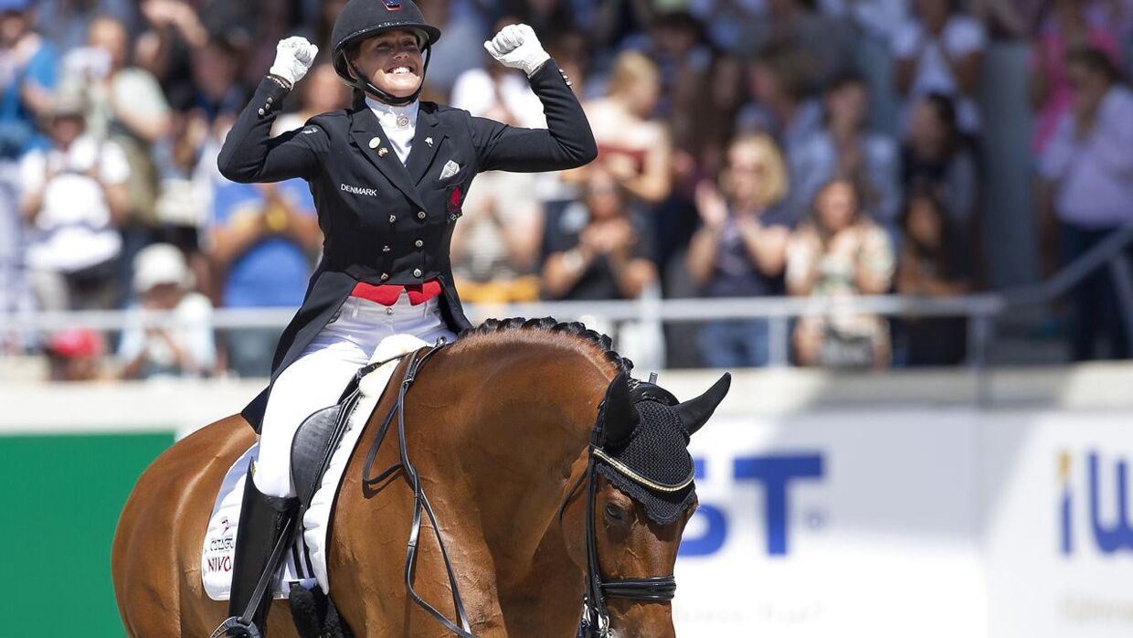 Cathrine Laudrup-Dufour, her under et stævne i Aachen, var sidste rytter i ilden søndag. På hesten Vamos Amigos sikrede hun dansk guld.
