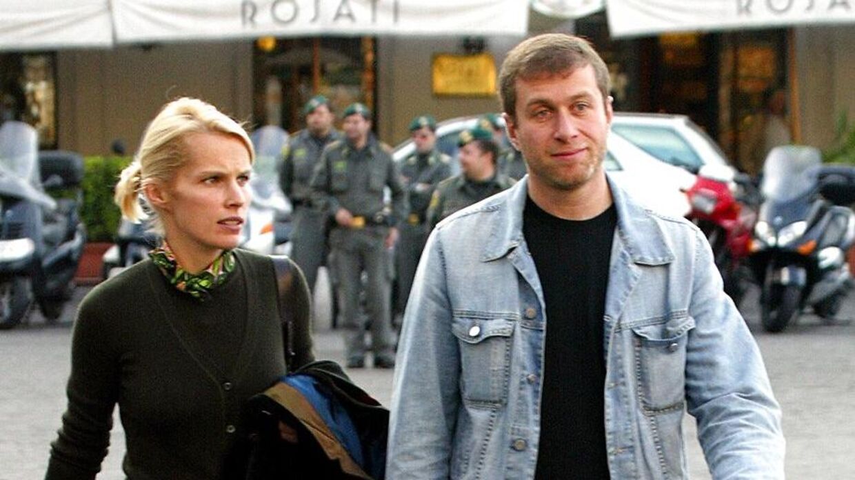 Roman Abramovich med sin ekskone Irina i 2003.