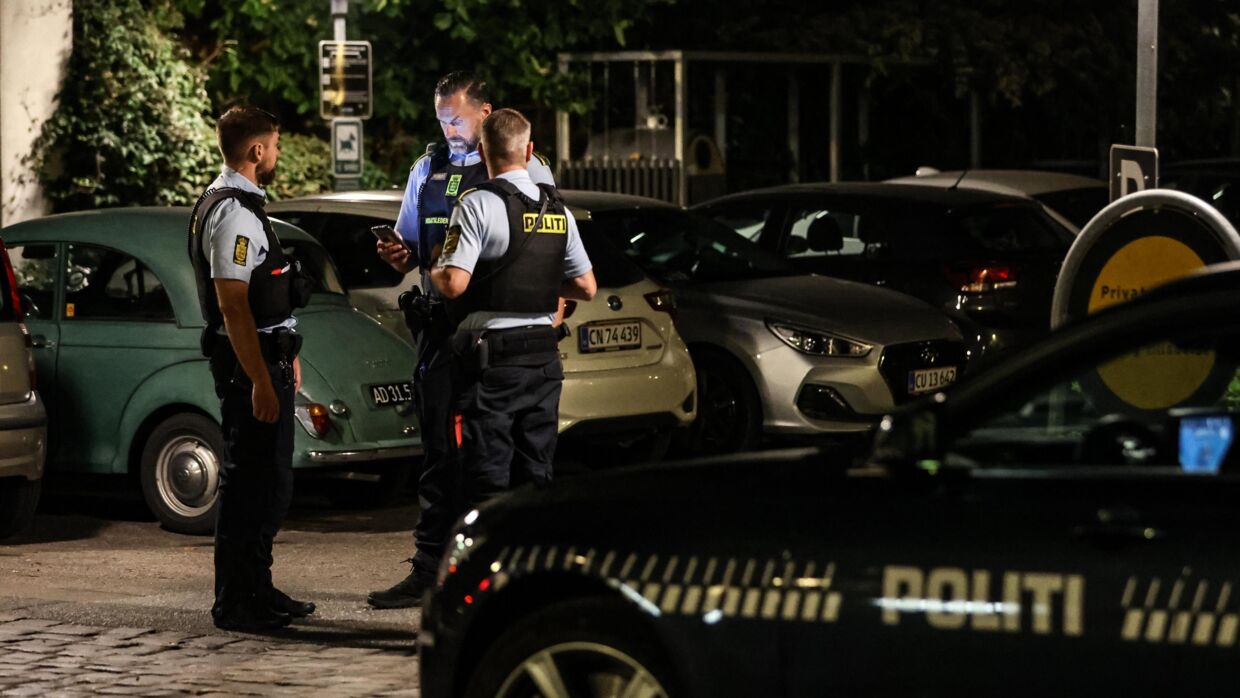 En kvinde blev søndag aften udsat for en voldtægt på Christianshavn i København.