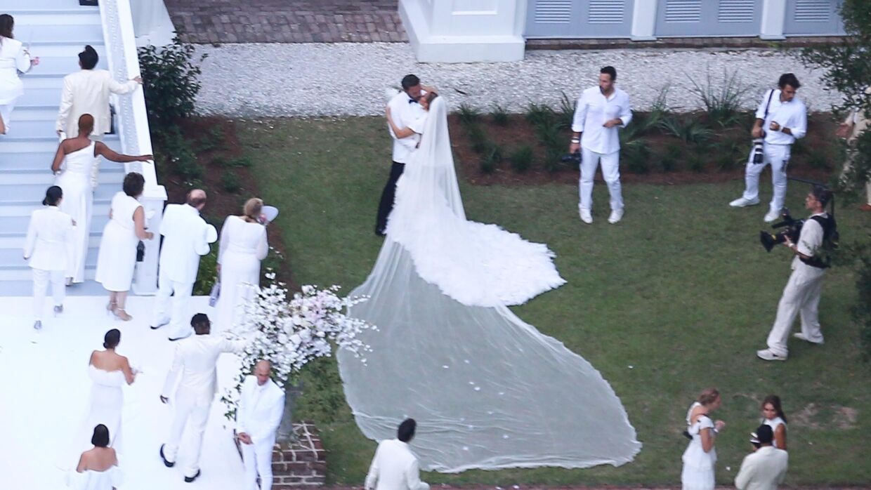 Så fik Lopez og Affleck deres storslåede bryllup.