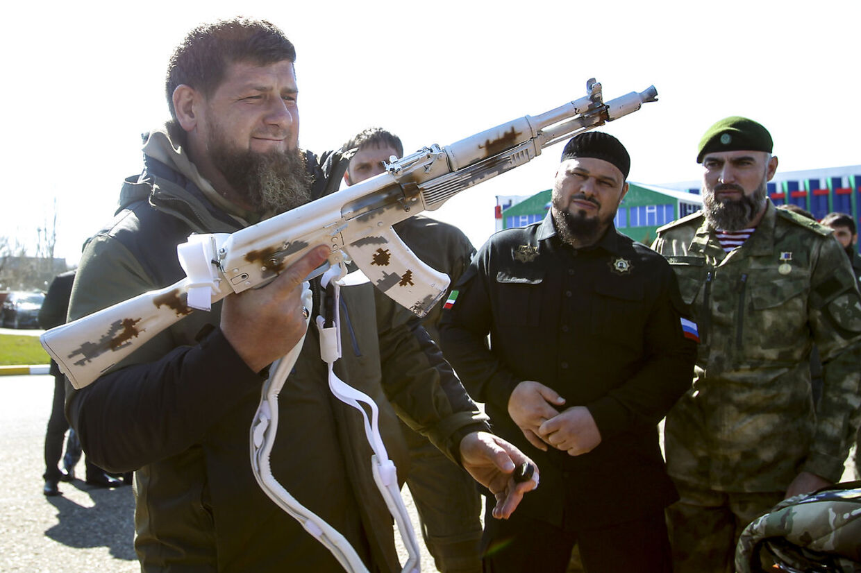 Ramzan Kadyriv, lederen af Tjetjenien, har opfordret til, at regioner i Rusland selv mobiliserer til krig