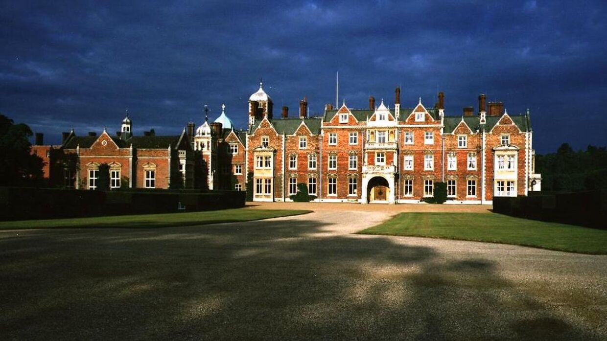 Den kongelige familiens landsted i Norfolk, godset Sandringham, er kongefamiliens private ejendom.