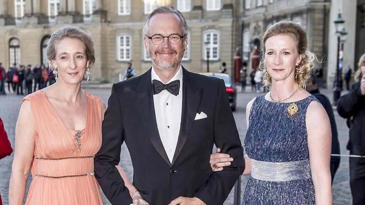 Prinsesse Alexandra af Berleburg(tv) Michael Ahlefeldt-Laurvig-Bille og prinsesse Nathalie af Berleburg ankommer til middag i anledning af prinsesse Benediktes 75-års fødselsdag på Amalienborg i København, mandag den 29. april 2019.