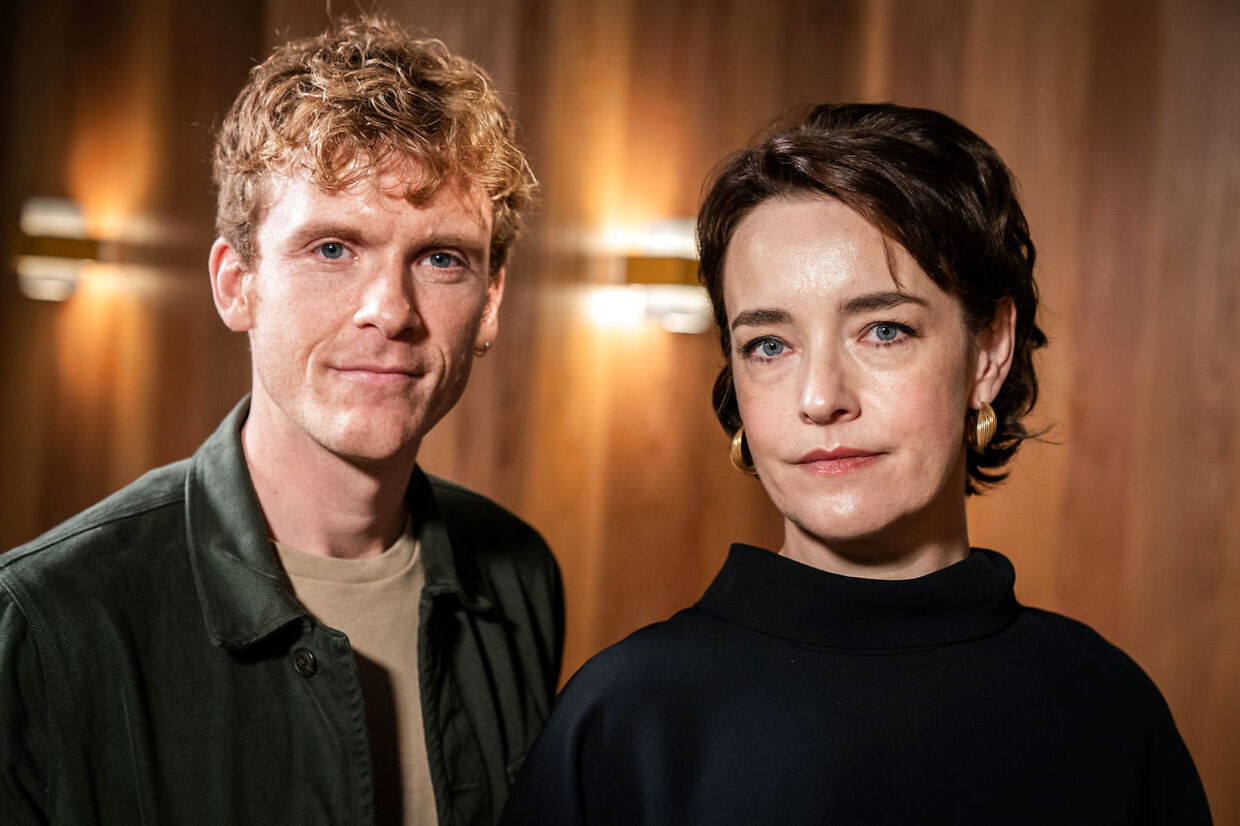 Maria Rossing og Morten Hee Andersen på et DR-pressemøde om TV-serien 'Carmen Curlers' i DR Byen torsdag 22. september 2022.