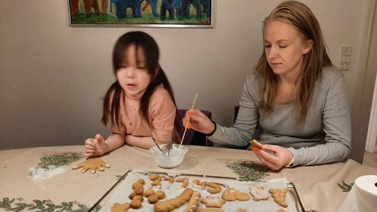 Louise Søborg Nielsen og hendes datter elsker julen, men i år har de brug for hjælp til at fejre aftenen. 