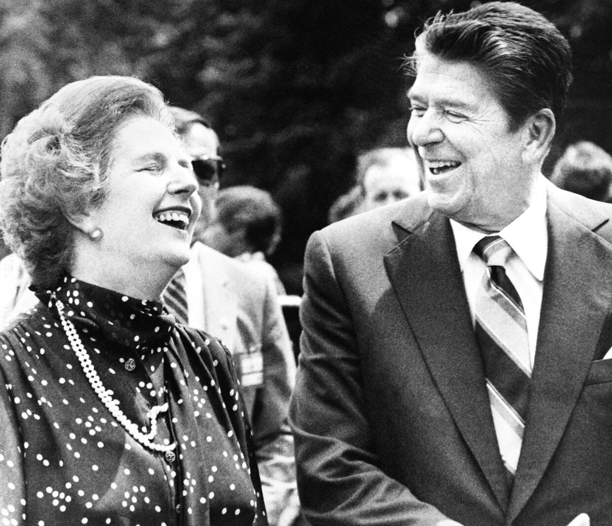 Liz Truss siger selv, at hun er inspireret af tankegangen hos de to store fornyere på den angelsaksiske højrefløj, Ronald Reagan og Magaret Thatcher, her fotograferet i 1981.