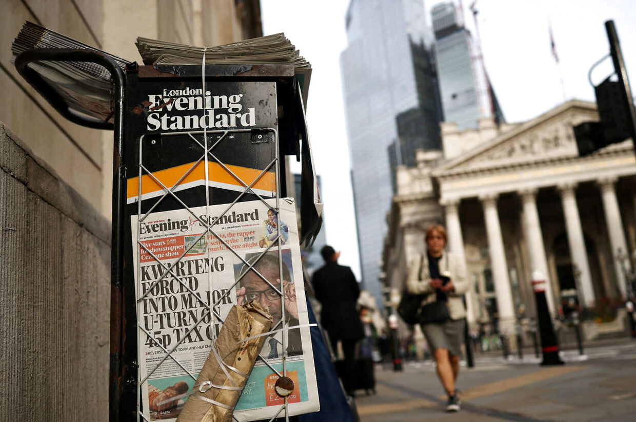De britiske aviser har været fulde af kritik af regeringens idé om skattelettelser til de rige.
