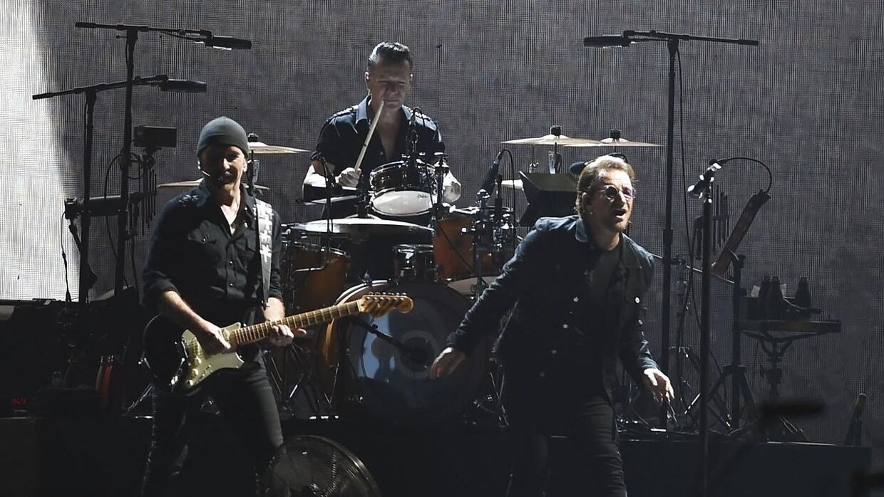Tilbage i 2014 udgav U2 deres album 'Songs of Innoncence' eksklusivt på iTunes som en gratis gave til alle brugere. Men ikke alle blev lige glade for gaven.