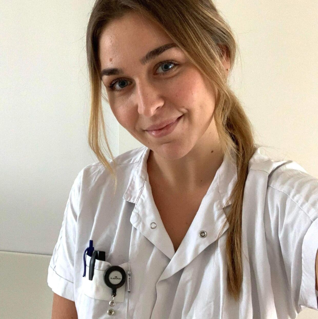 Maja Pérez håber, at landets sygeplejersker møder en større anerkendelse for det arbejde – og ansvar – de sidder med hver dag.