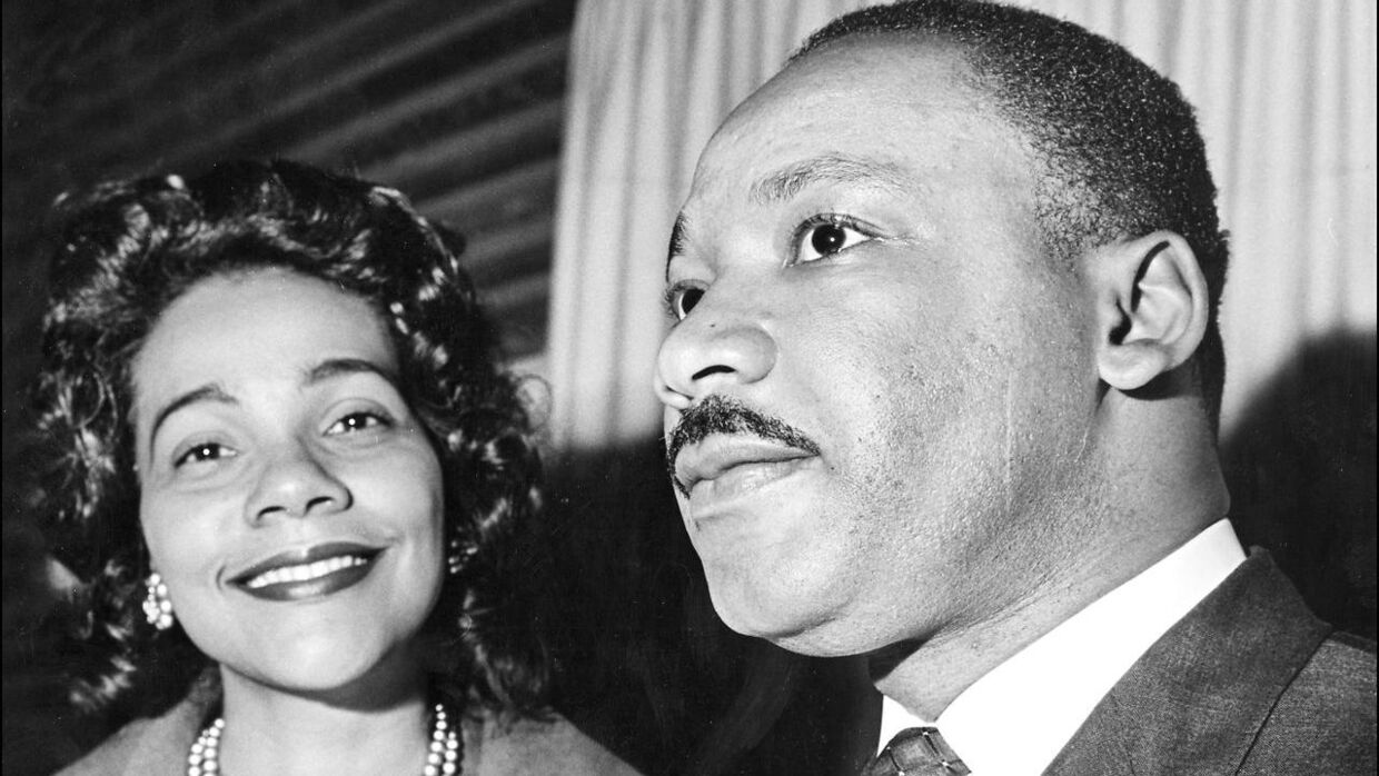 Borgerrettighedsbevægelseslederne Coretta Scott King og Martin Luther King i december 1964.