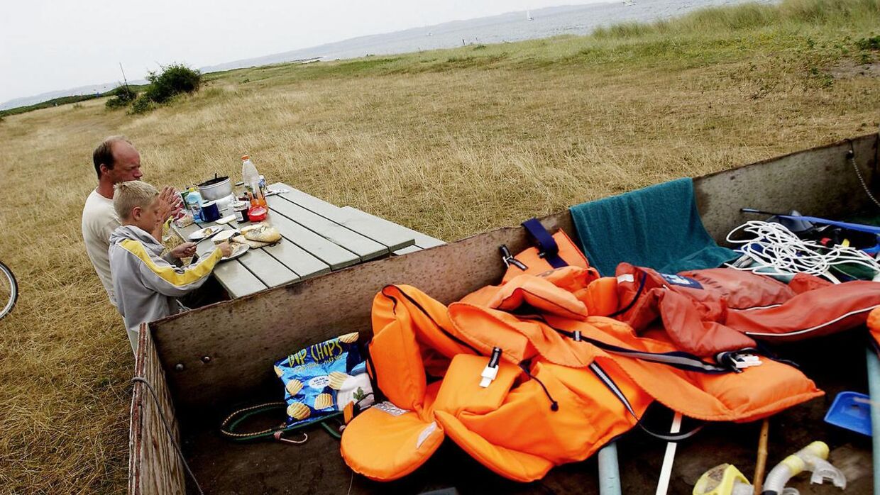 Gammel reportagefoto fra Tunø. I dag bor der 66 mennesker på øen, og tallet er stødt faldende.