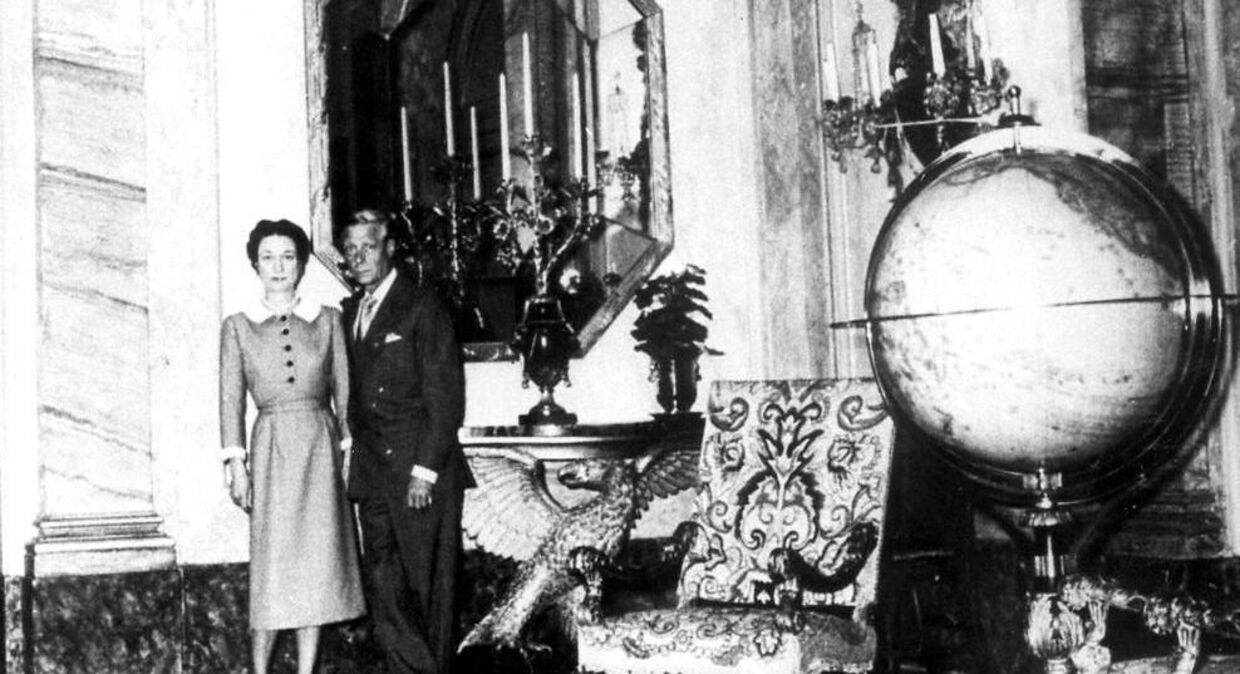 Hertugen og hertuginden fotograferet i deres parisiske hjem.