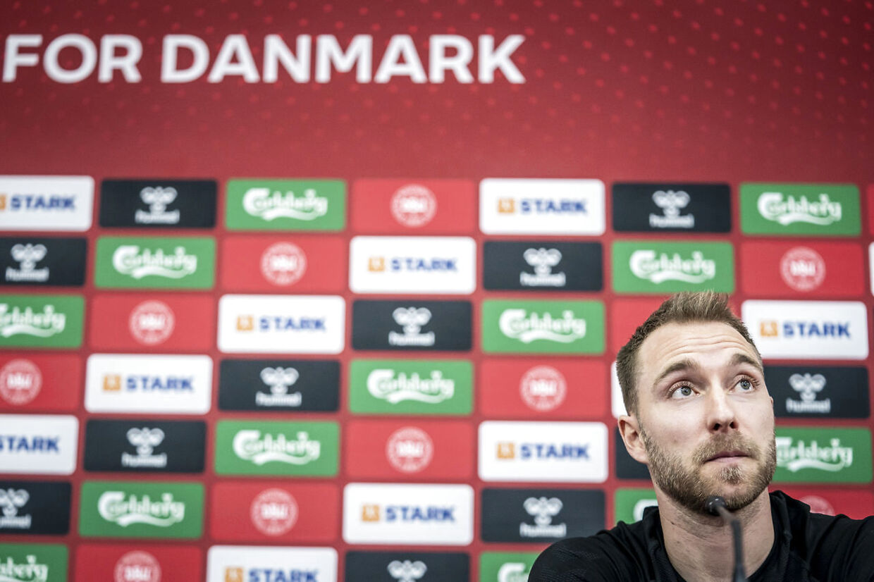 Christian Eriksen under mixed zone inden at fodboldlandsholdet træner i Doha, Qatar, lørdag den 19. november 2022.