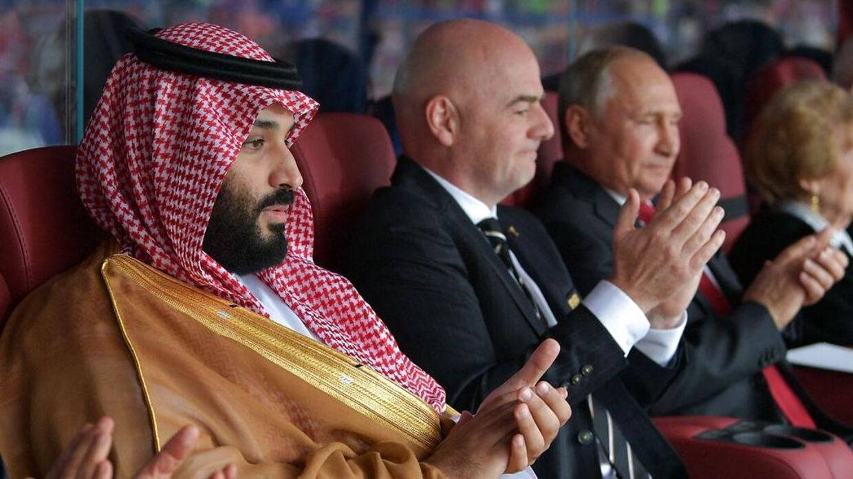 Saudi-Arabiens kronprins, Mohammed bin Salman, FIFA-præsident Gianni Infantino og Ruslands præsident, Vladimir Putin, i forbindelse med VM-slutrunden i Rusland i 2018.