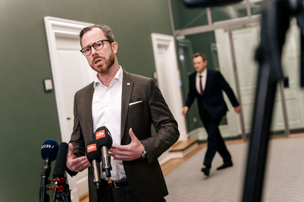 Jakob Ellemann-Jensen (V) møder pressen efter regeringsforhandlinger i Statsministeriet på Christiansborg. Emil Helms/Ritzau Scanpix