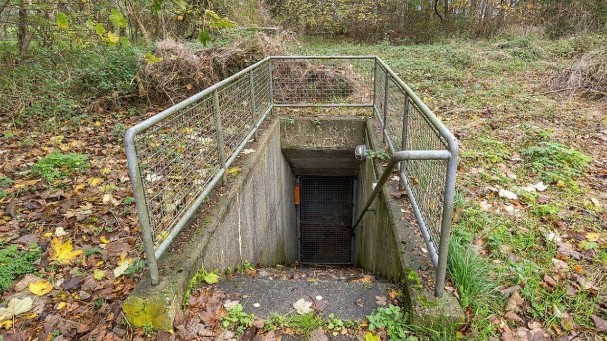 Nedgang til bunkeren i Møgeltønder.