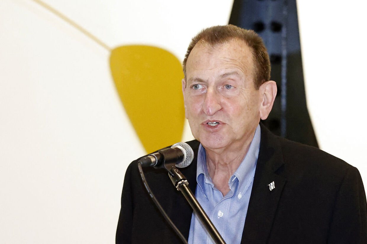 Tel Aviv Mayor Ron Huldai speaks to reporters during a press conference at the Tel Aviv Museum of Art (TAMA) on January 24, 2021. JACK GUEZ / AFP