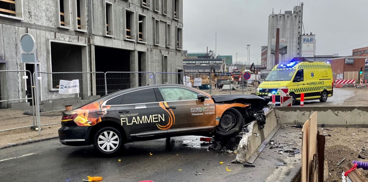 En 22-årig chauffør fra FlexTrafik var tirsdag involveret i et soluheld, der skabte trafikale udfordringer i trafikken. Foto: Presse-fotos.dk