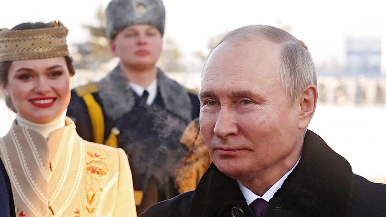 Putin, der her ses den 19. december, har blandt andet fået et rundere ansigt.
