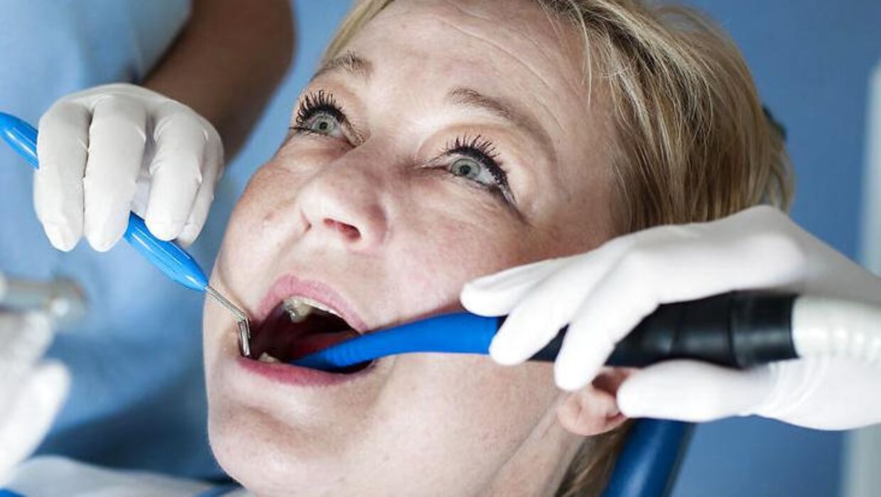 Tandlæger får flere og flere afbud, og det får nu en nordjysk tandlæge til at slå alarm.