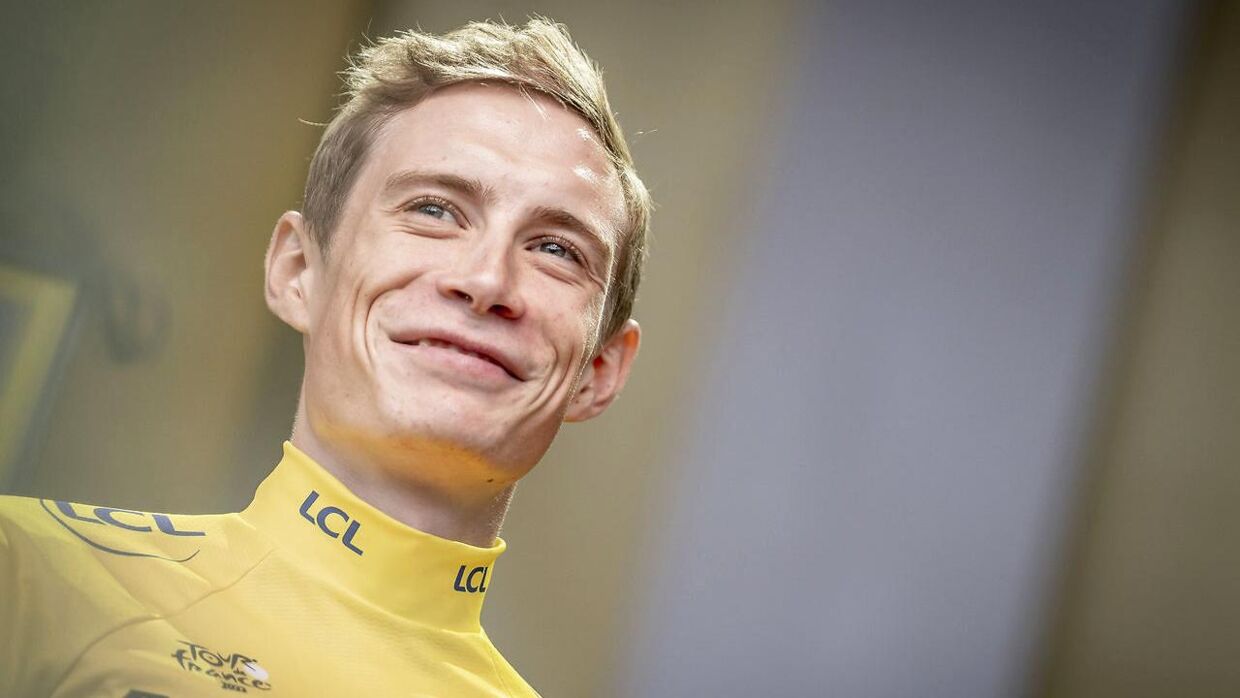 Jonas Vingegaard på scenen i Tivoli i København i forbindelse med fejringen af den danske Tour de France vinder, onsdag 27. juli 2022.