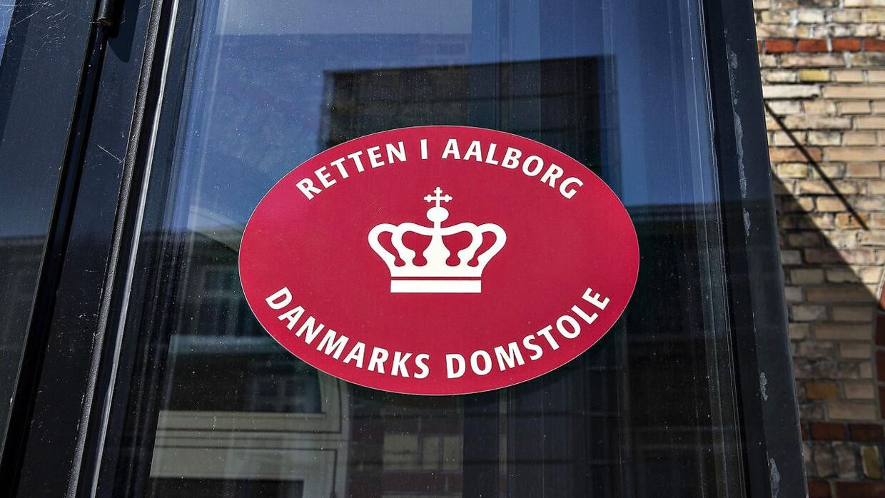 (ARKIV) Indgangen til retten i Aalborg.